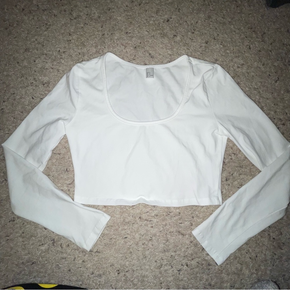 Cropped Long Sleeve Shirt